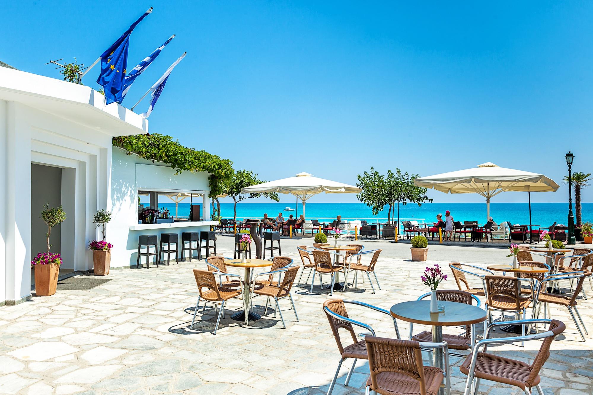 Xenios Dolphin Beach Hotel Possidi Exterior foto