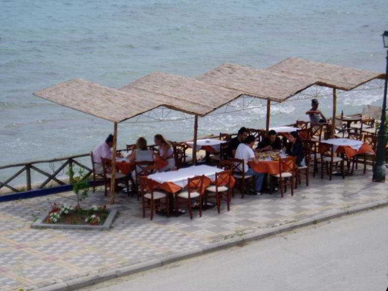 Xenios Dolphin Beach Hotel Possidi Exterior foto